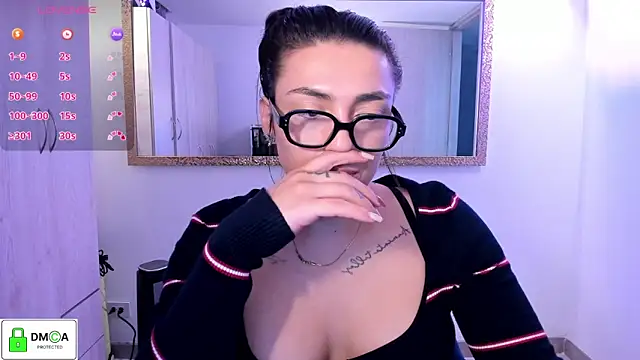 Snapshot of EricaVanderhill chatting on 14, 6, 2026 EricaVanderhill online show from 14, 6, 2026
