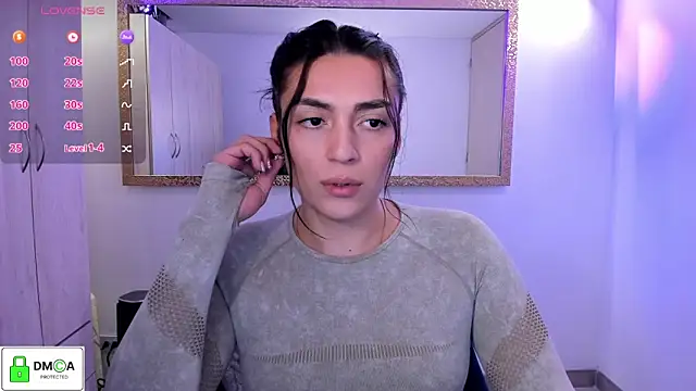 Snapshot of EricaVanderhill chatting on 21, 5, 2026 EricaVanderhill online show from 21, 5, 2026