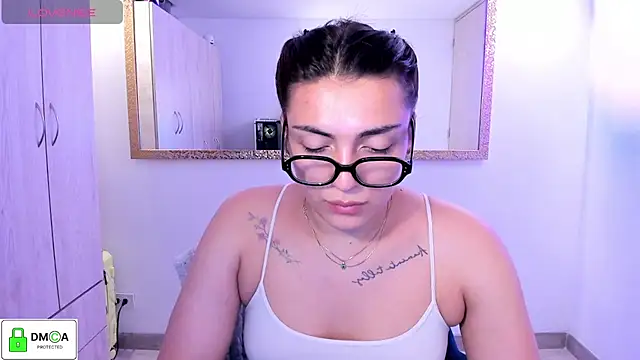 Snapshot of EricaVanderhill chatting on 22, 7, 2026 EricaVanderhill online show from 22, 7, 2026