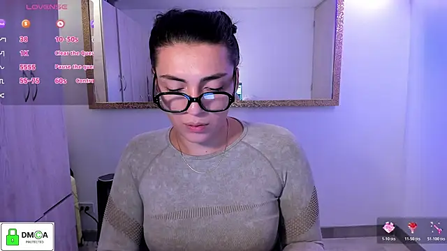 Snapshot of EricaVanderhill chatting on 12, 6, 2026 EricaVanderhill online show from 12, 6, 2026