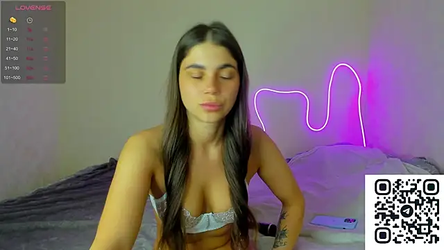 Bella Foryou online show from 7, 11, 2025