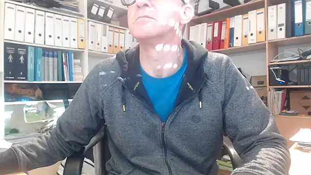 CMNM Nbg online show from 18, 12, 2025