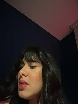 Snapshot of Roxxannne chatting on 13, 12, 2025 Roxxannne online show from 13, 12, 2025