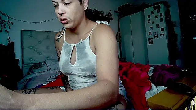 Snapshot of Alicbranca chatting on 10, 5, 2026 Alicbranca online show from 10, 5, 2026