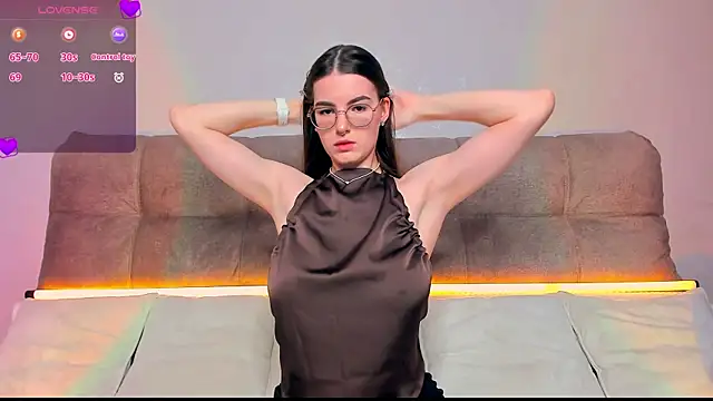 AriellaTesk online show from 7, 5, 2026