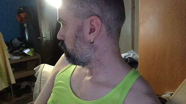 pollito1985 2 online show from 11, 2, 2026