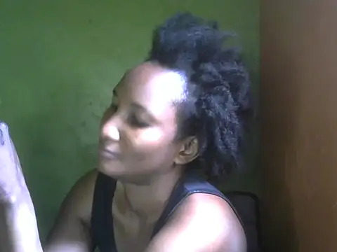 Snapshot of Athena_2019 chatting on 18, 12, 2025 Athena 2019 online show from 18, 12, 2025