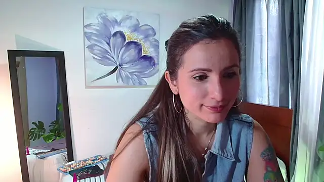 vanessabrown  online show from 11, 2, 2025