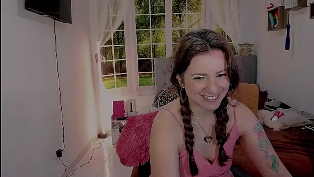 Snapshot of vanessabrown_ chatting on 9, 5, 2026 vanessabrown online show from 9, 5, 2026
