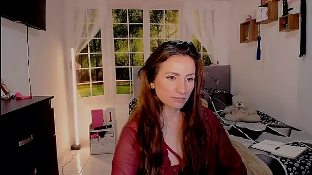 Snapshot of vanessabrown_ chatting on 6, 7, 2026 vanessabrown online show from 6, 7, 2026