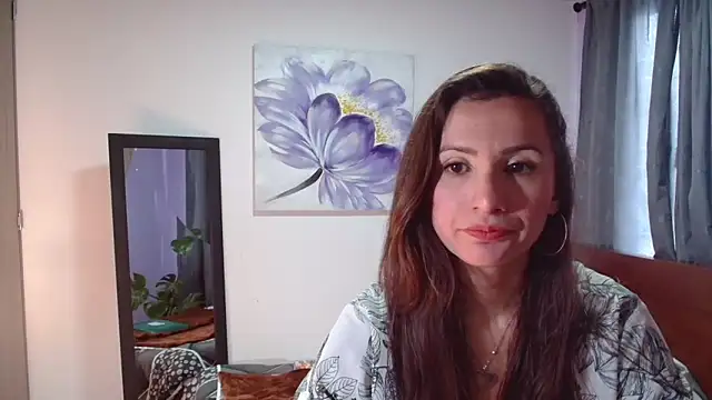 vanessabrown  online show from 18, 2, 2025