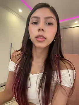 Sensualtease online show from 21, 4, 2026