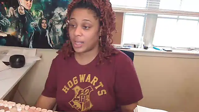 EntitledMistress online show from 24, 11, 2025