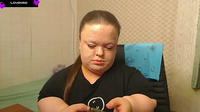 Janiffer MiMi online show from 19, 4, 2026