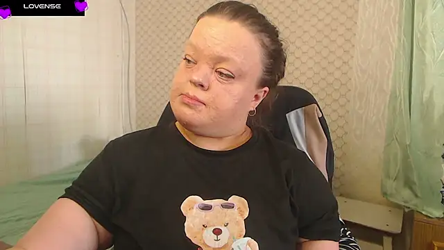 Janiffer MiMi online show from 2, 3, 2026