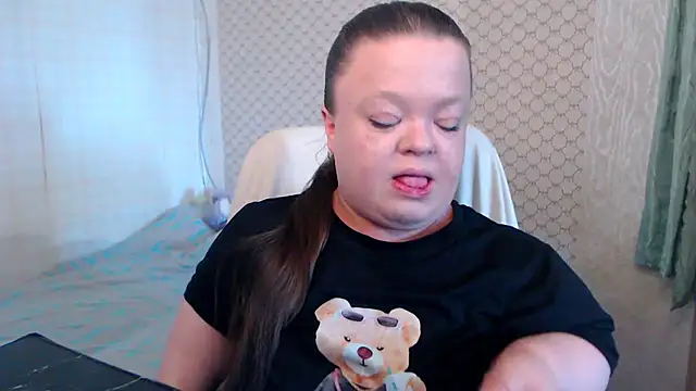 Snapshot of Janiffer_MiMi chatting on 29, 5, 2026 Janiffer MiMi online show from 29, 5, 2026