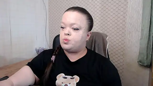 Snapshot of Janiffer_MiMi chatting on 18, 5, 2026 Janiffer MiMi online show from 18, 5, 2026