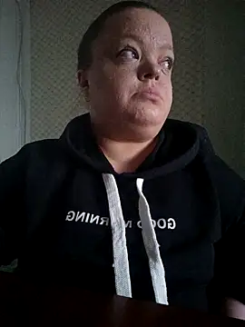 Janiffer MiMi online show from 8, 2, 2026