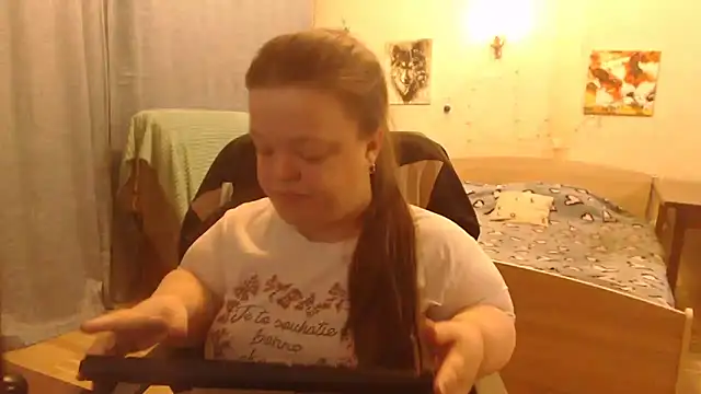 Janiffer MiMi online show from 7, 2, 2025