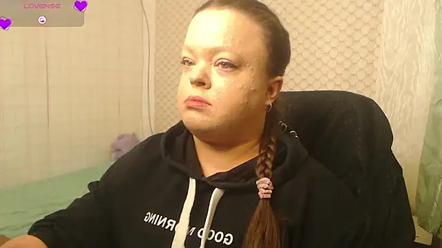 Janiffer MiMi online show from 7, 2, 2026