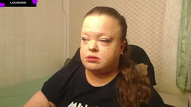 Janiffer MiMi online show from 6, 3, 2026