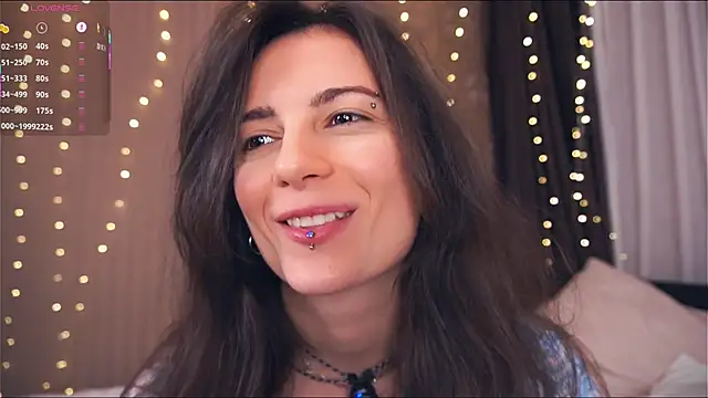 Holla Molly online show from 15, 1, 2026