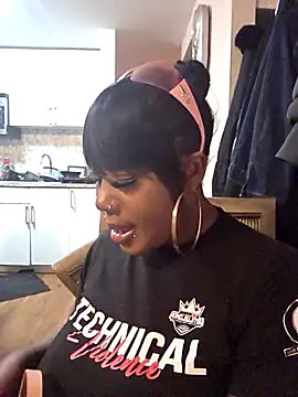 Snapshot of Cherishcherrysha chatting on 28, 10, 2025 Cherishcherrysha online show from 28, 10, 2025