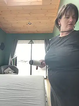 1-800-FUCKYOU online show from 6, 2, 2026