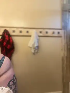 Snapshot of 1-800-FUCKYOU chatting on 18, 2, 2025 1-800-FUCKYOU online show from 18, 2, 2025