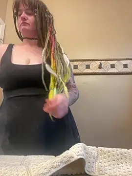 1-800-FUCKYOU online show from 12, 10, 2025