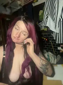 Snapshot of 1-800-FUCKYOU chatting on 7, 1, 2025 1-800-FUCKYOU online show from 7, 1, 2025