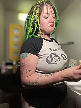 1-800-FUCKYOU online show from 30, 10, 2025