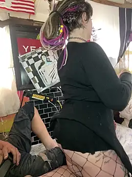 Snapshot of 1-800-FUCKYOU chatting on 28, 9, 2025 1-800-FUCKYOU online show from 28, 9, 2025