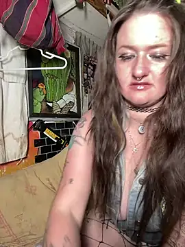 Snapshot of 1-800-FUCKYOU chatting on 13, 5, 2026 1-800-FUCKYOU online show from 13, 5, 2026