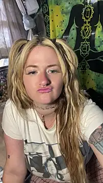 Snapshot of 1-800-FUCKYOU chatting on 20, 7, 2026 1-800-FUCKYOU online show from 20, 7, 2026