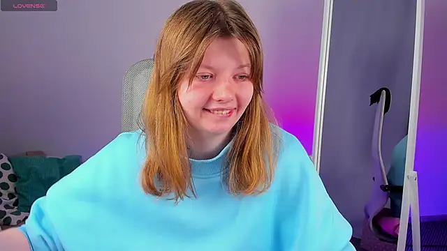 Vivian cutie online show from 5, 3, 2025