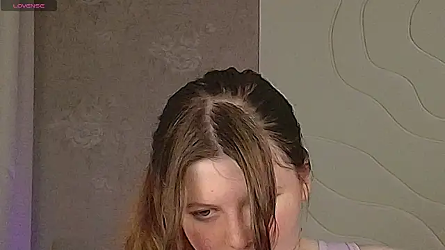 Vivian cutie online show from 24, 10, 2025