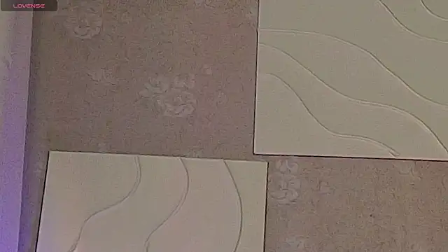 Vivian cutie online show from 21, 10, 2025