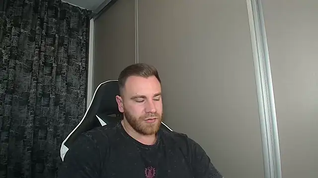 Thori92 online show from 25, 10, 2025