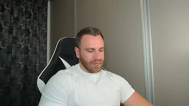 Snapshot of Thori92 chatting on 14, 6, 2026 Thori92 online show from 14, 6, 2026