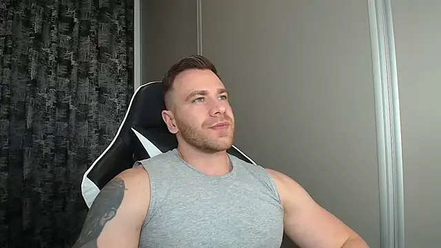 Snapshot of Thori92 chatting on 9, 5, 2026 Thori92 online show from 9, 5, 2026
