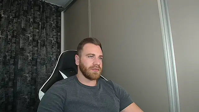 Thori92 online show from 2, 11, 2025