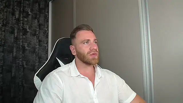 Snapshot of Thori92 chatting on 21, 6, 2026 Thori92 online show from 21, 6, 2026