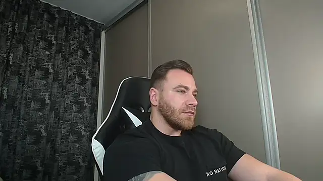 Thori92 online show from 19, 2, 2025