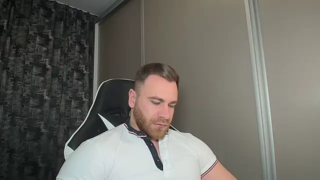 Thori92 online show from 1, 3, 2025