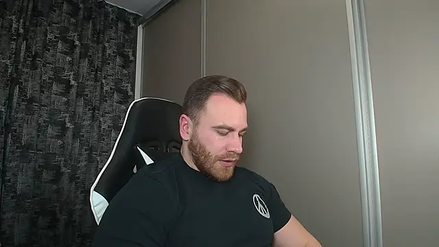 Thori92 online show from 23, 2, 2025