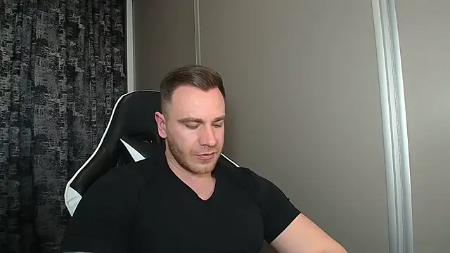 Thori92 online show from 12, 4, 2026