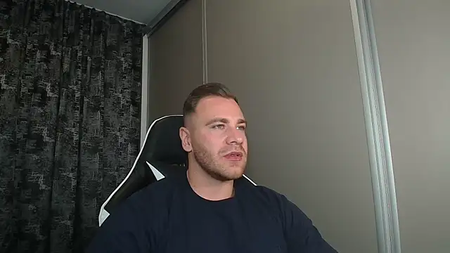 Thori92 online show from 27, 9, 2025