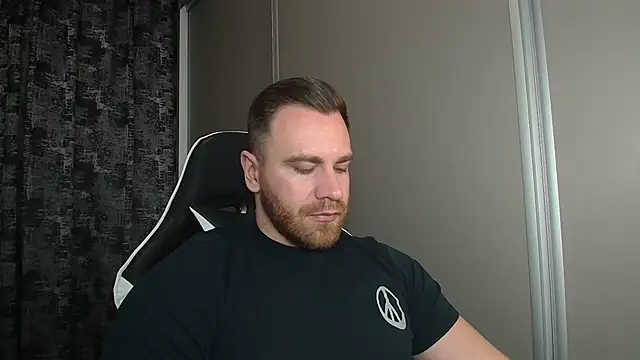 Thori92 online show from 6, 1, 2026