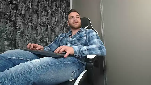 Thori92 online show from 17, 2, 2025